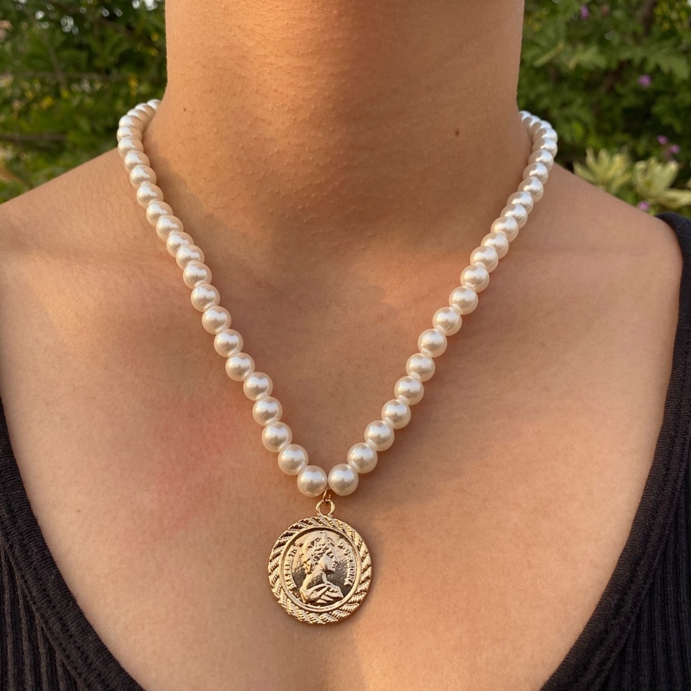 Pearl nevklace
